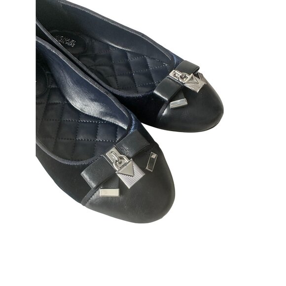 MICHAEL KORS Navy Blue Velvet Quilted Ballet Flats Size 6.5 - Picture 4 of 9